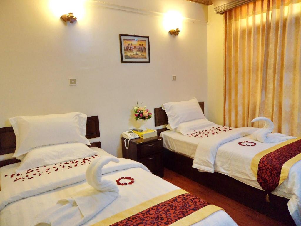 Hotel Sahara