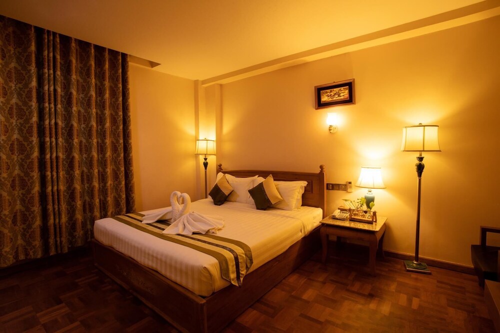 Mandalay E-outfitting Boutique Hotel