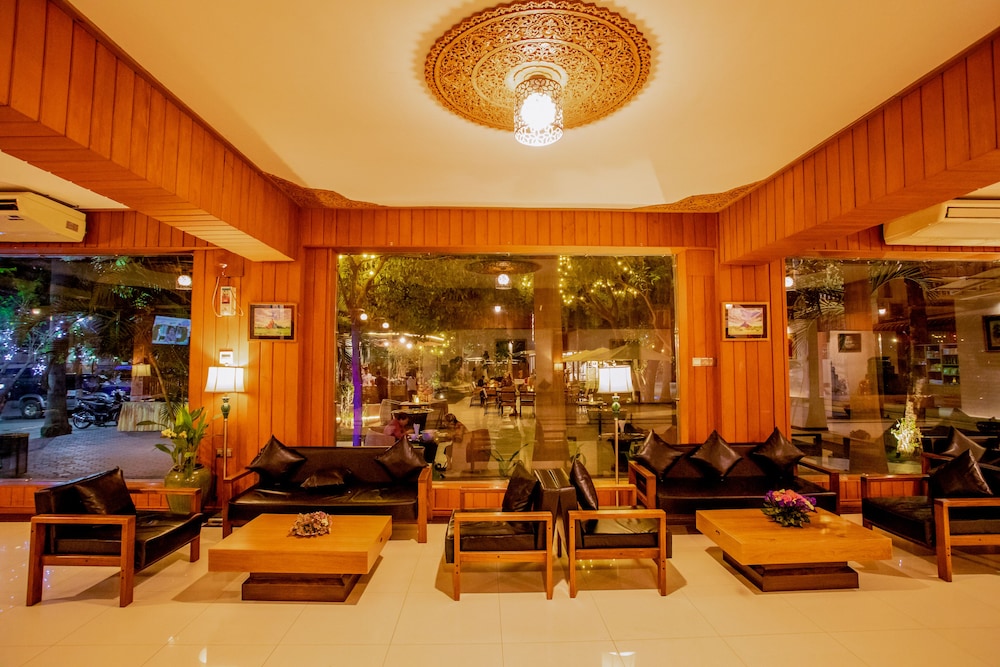 Mandalay E-outfitting Boutique Hotel