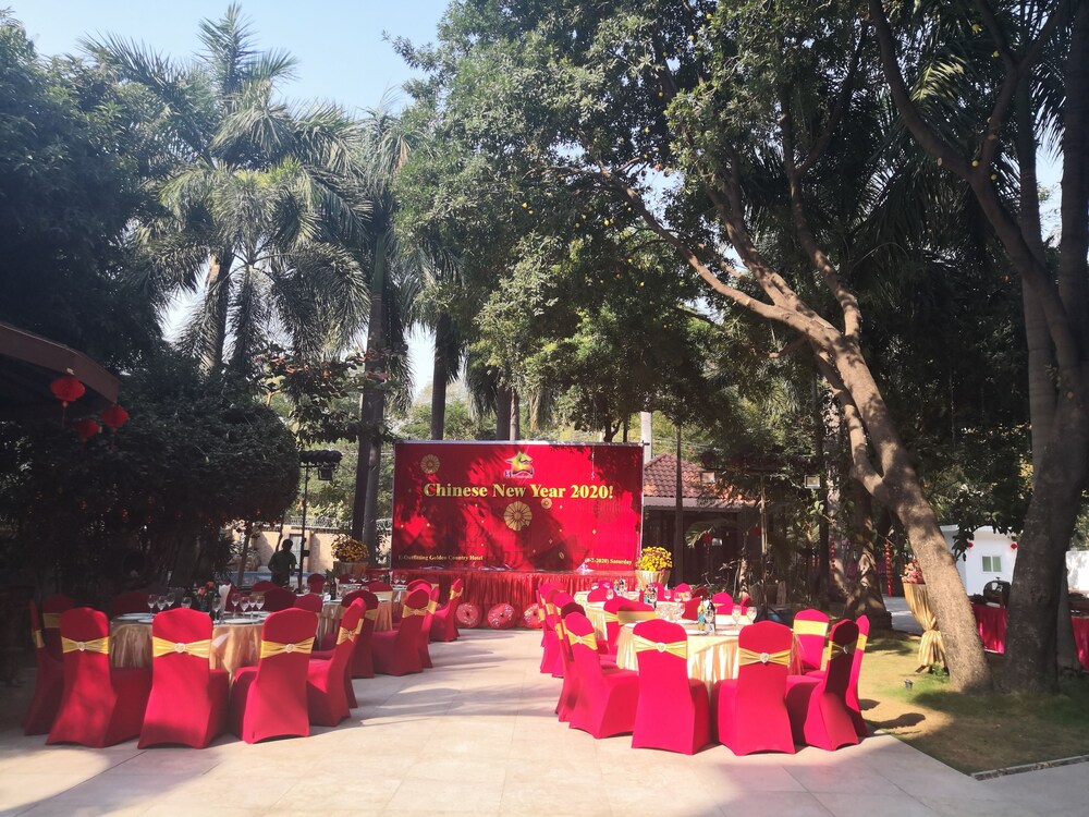 Mandalay E-outfitting Boutique Hotel