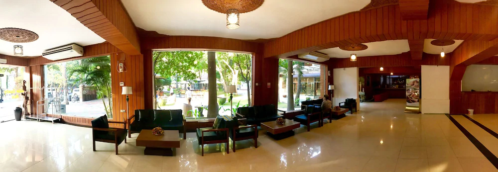 Mandalay E-outfitting Boutique Hotel