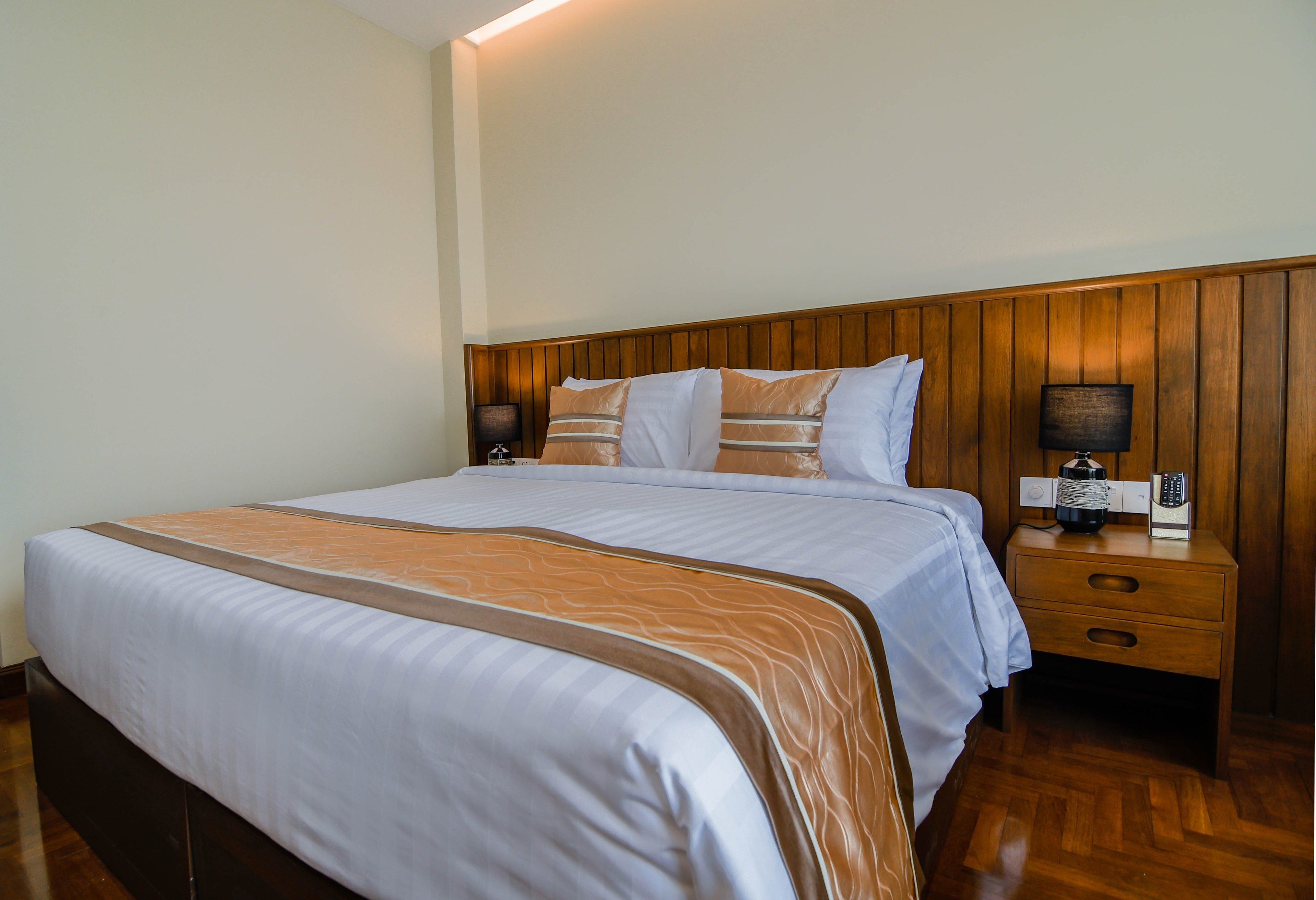 New Wave Hotel