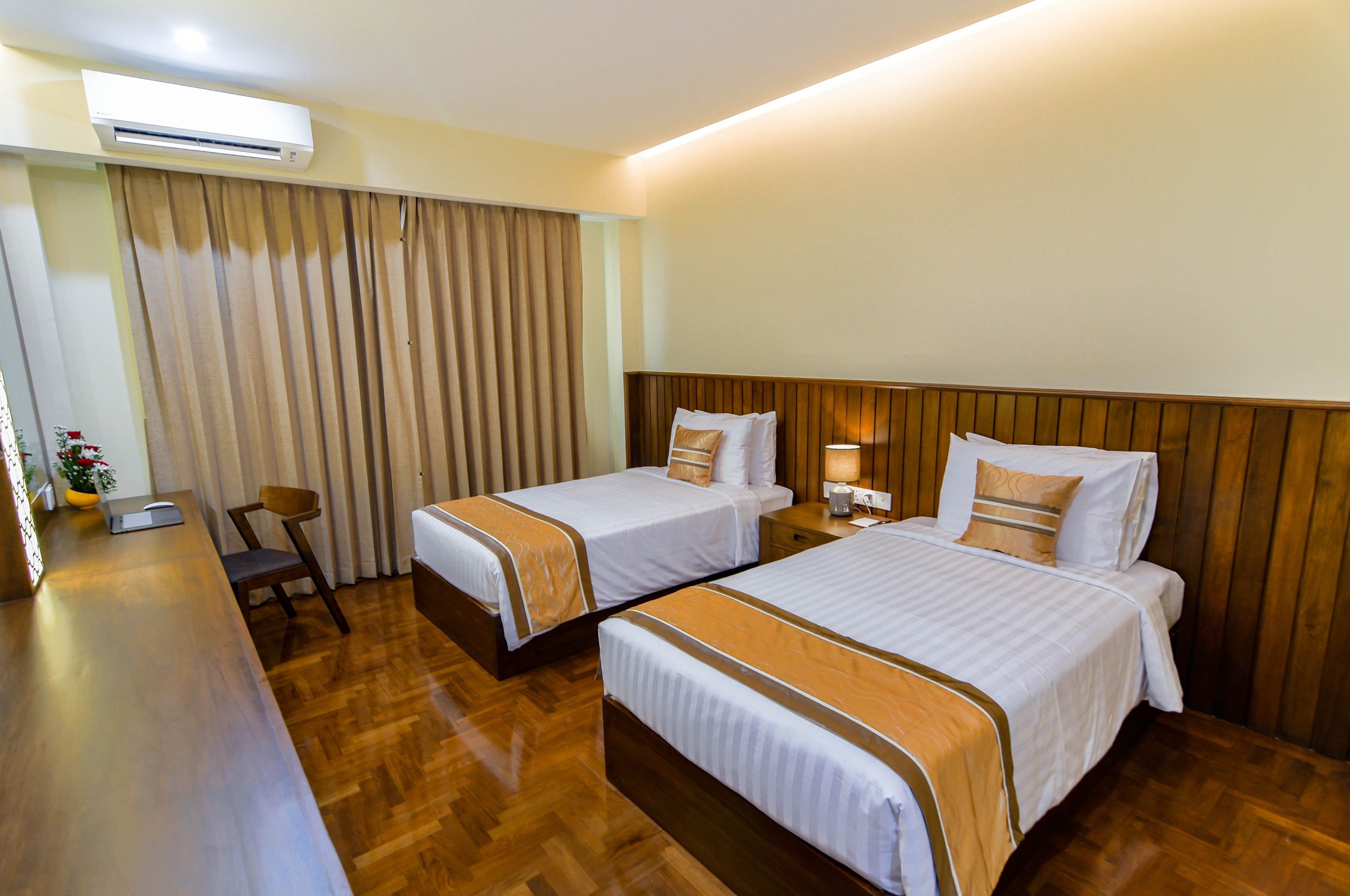 New Wave Hotel