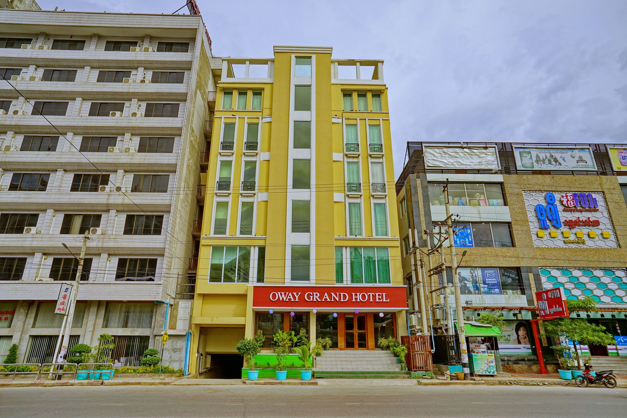 Oway Grand Hotel