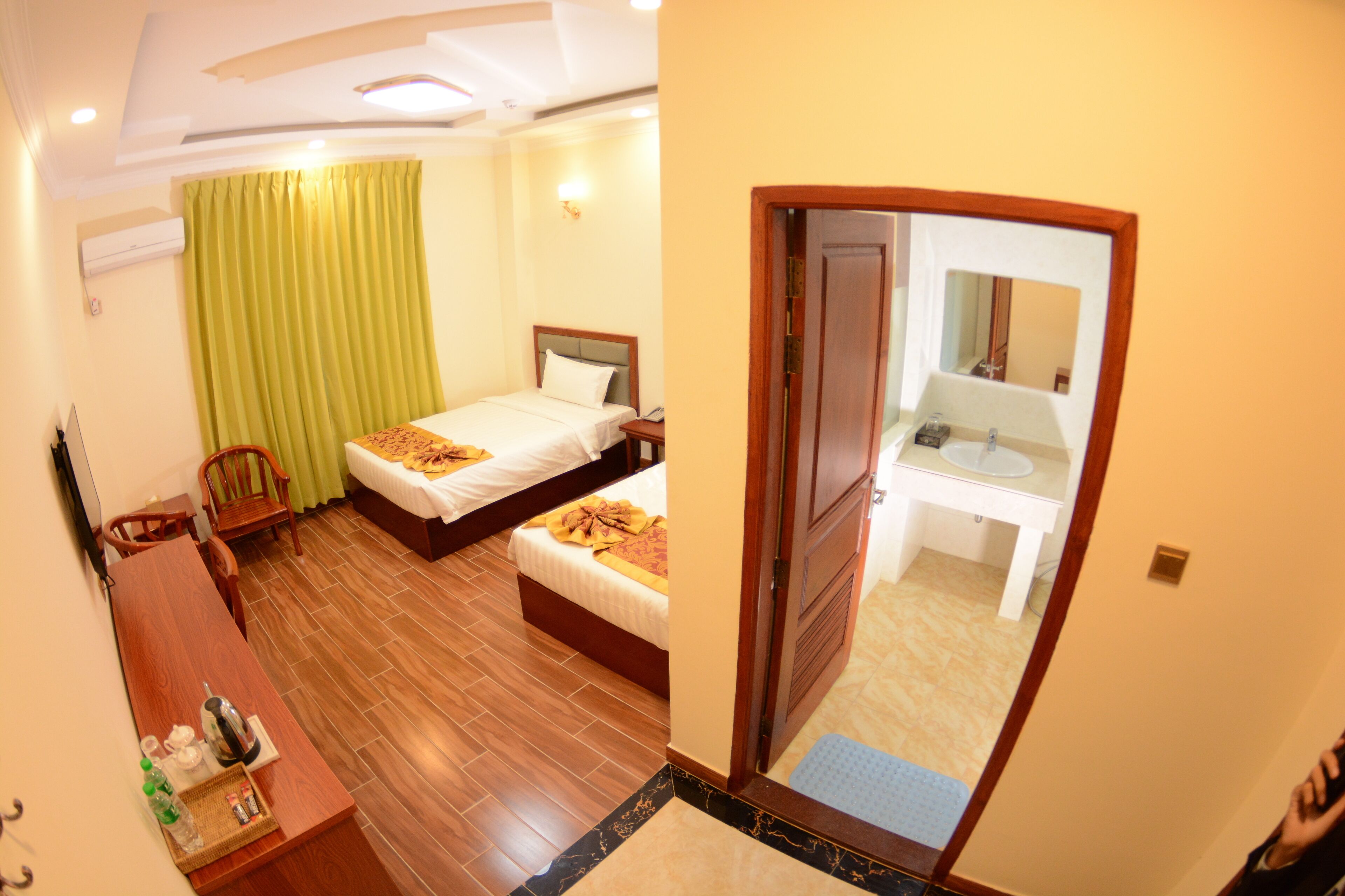 Shwe Hin Thar Hotel
