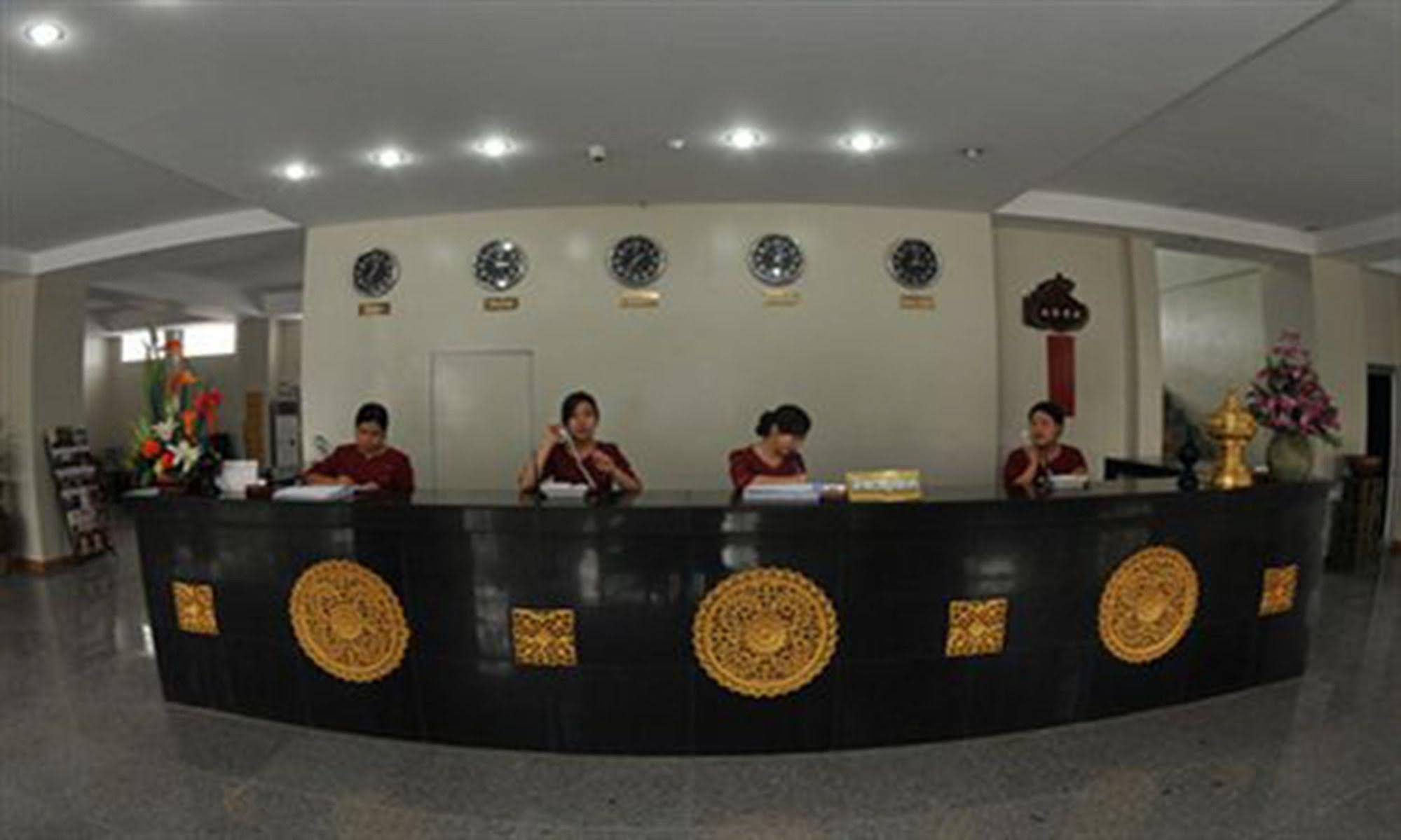 Shwe Phyu Hotel
