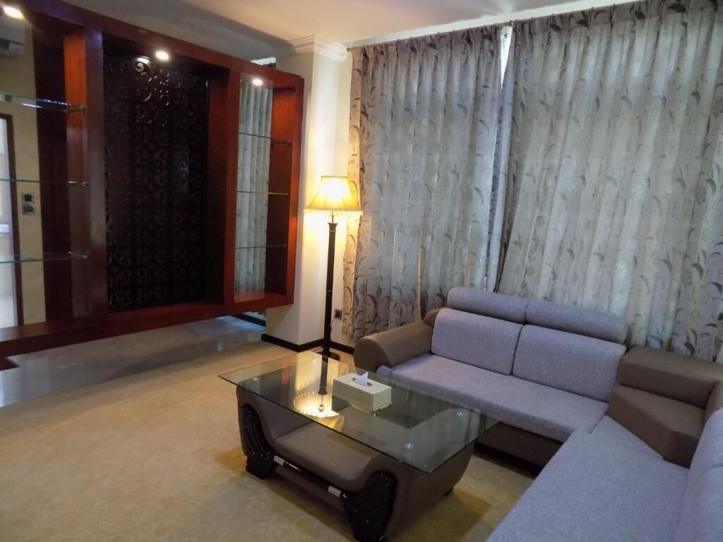 Victoria Palace Hotel