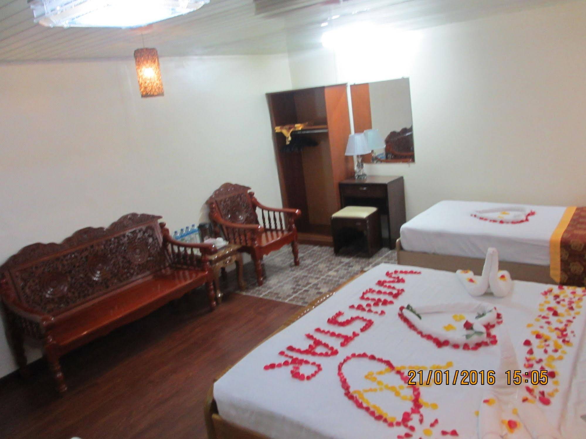 Win Star Hotel
