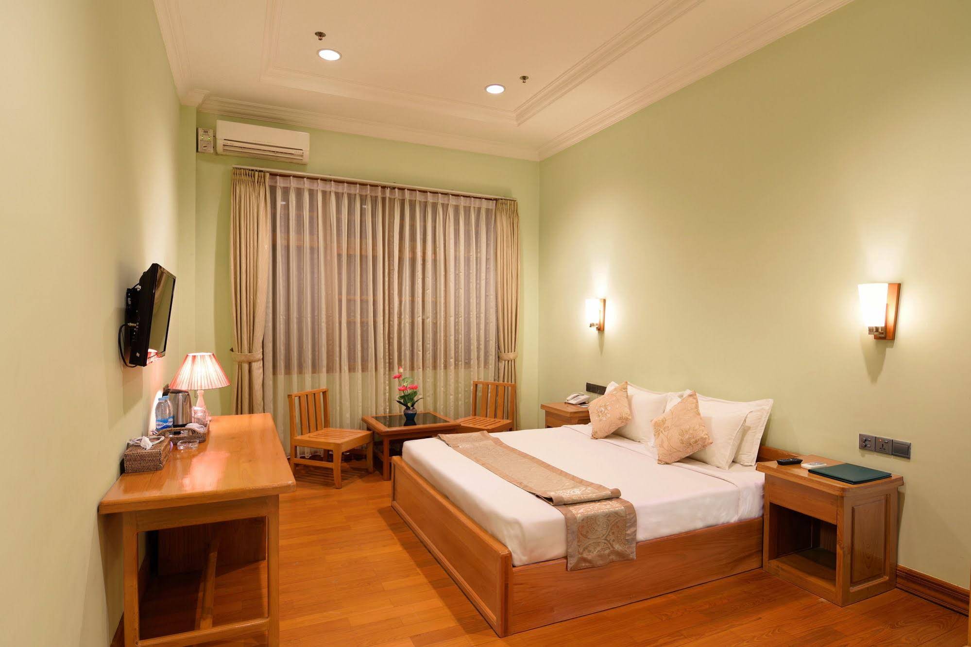 Jade Royal Hotel Monywa