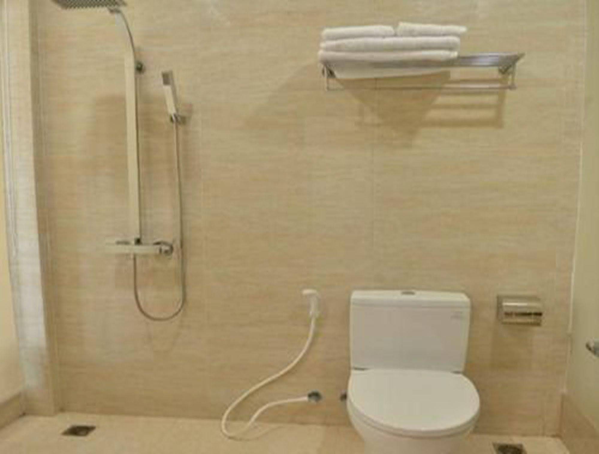 Hotel Myitkyina