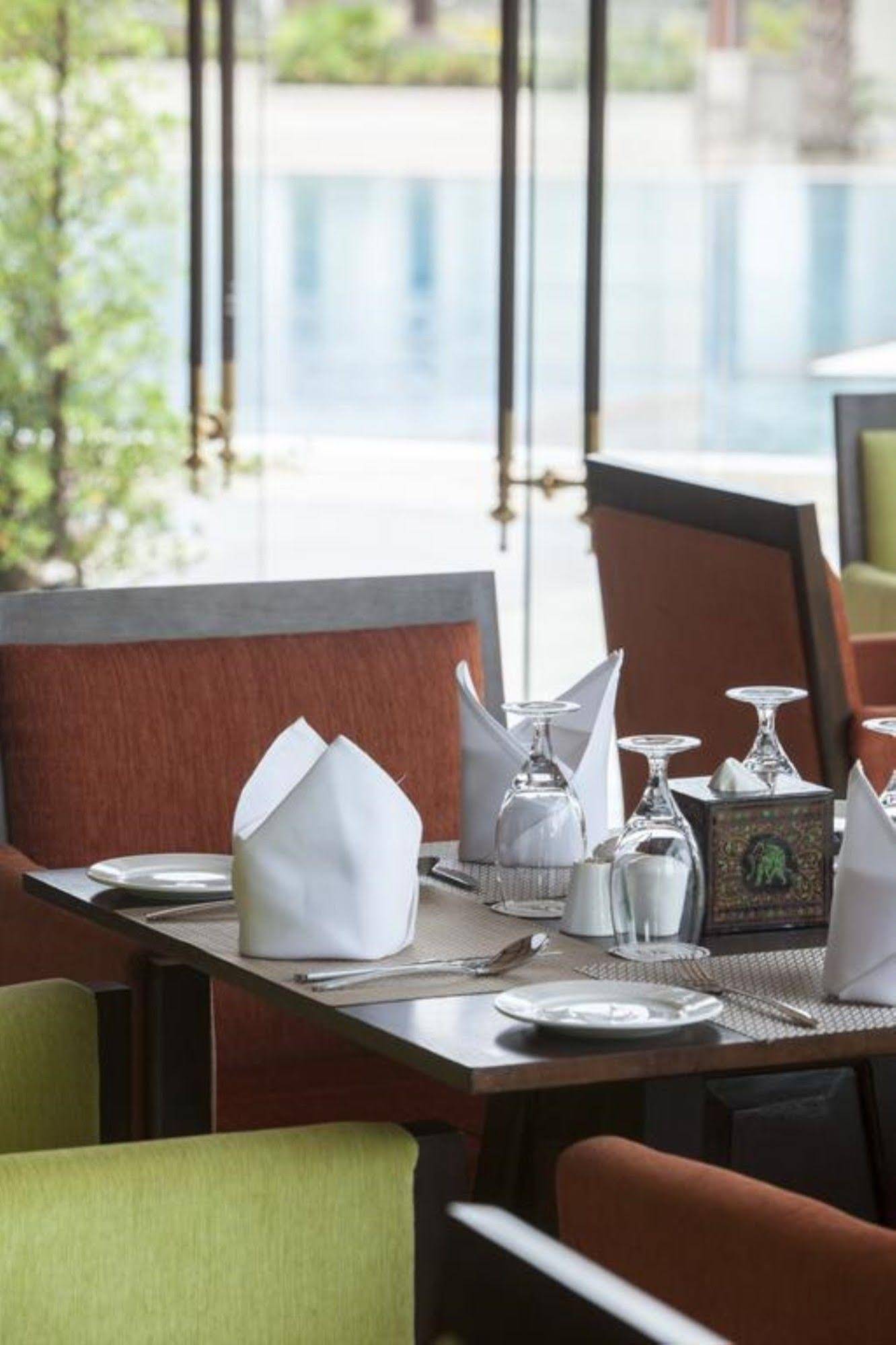 Grand Amara Hotel