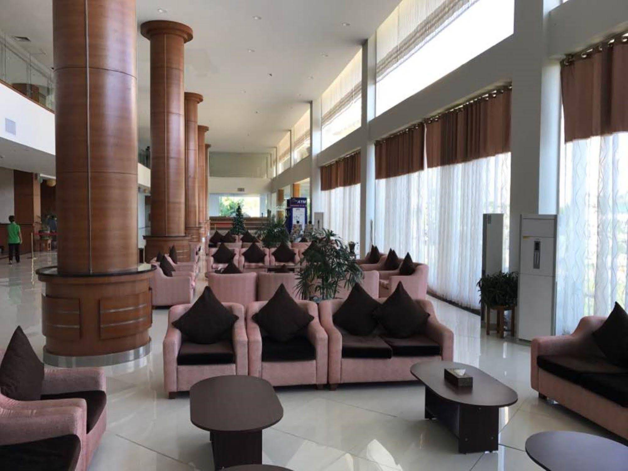 Man Myanmar Hotel