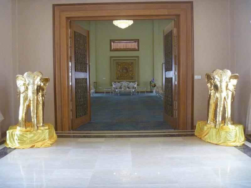 Royal President Hotel