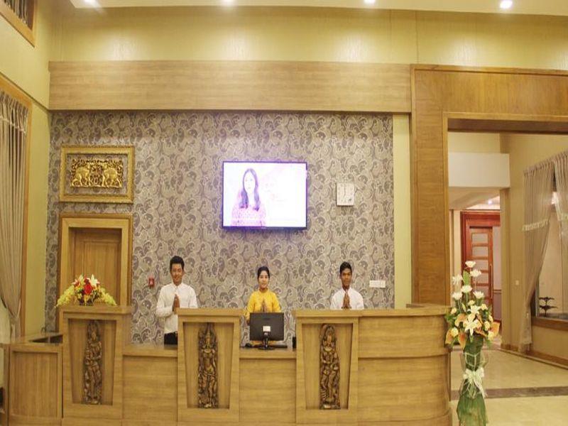 Royal President Hotel
