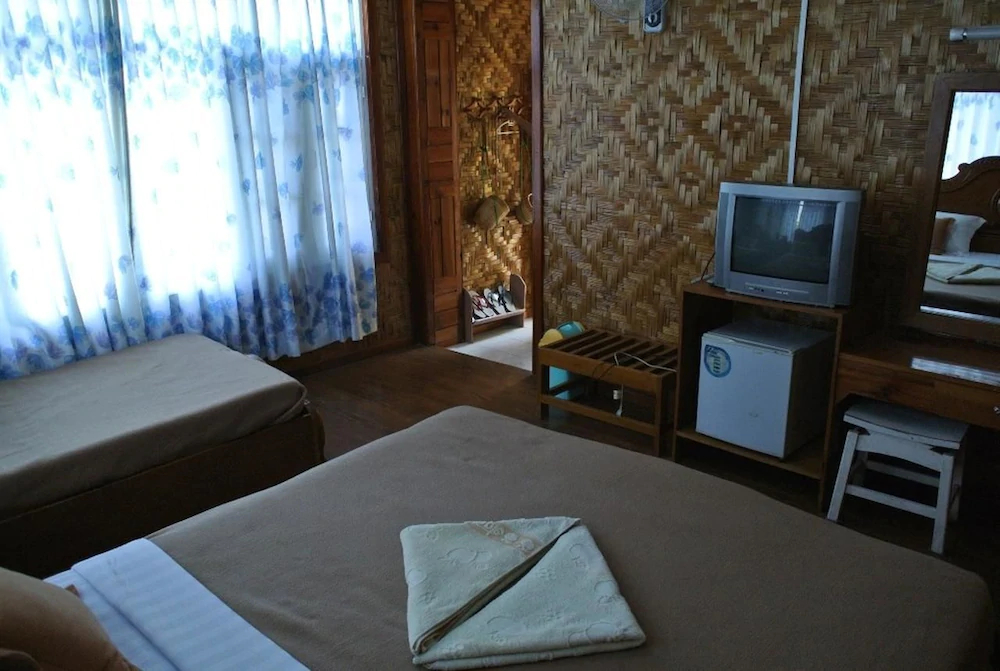 Bright Hotel
