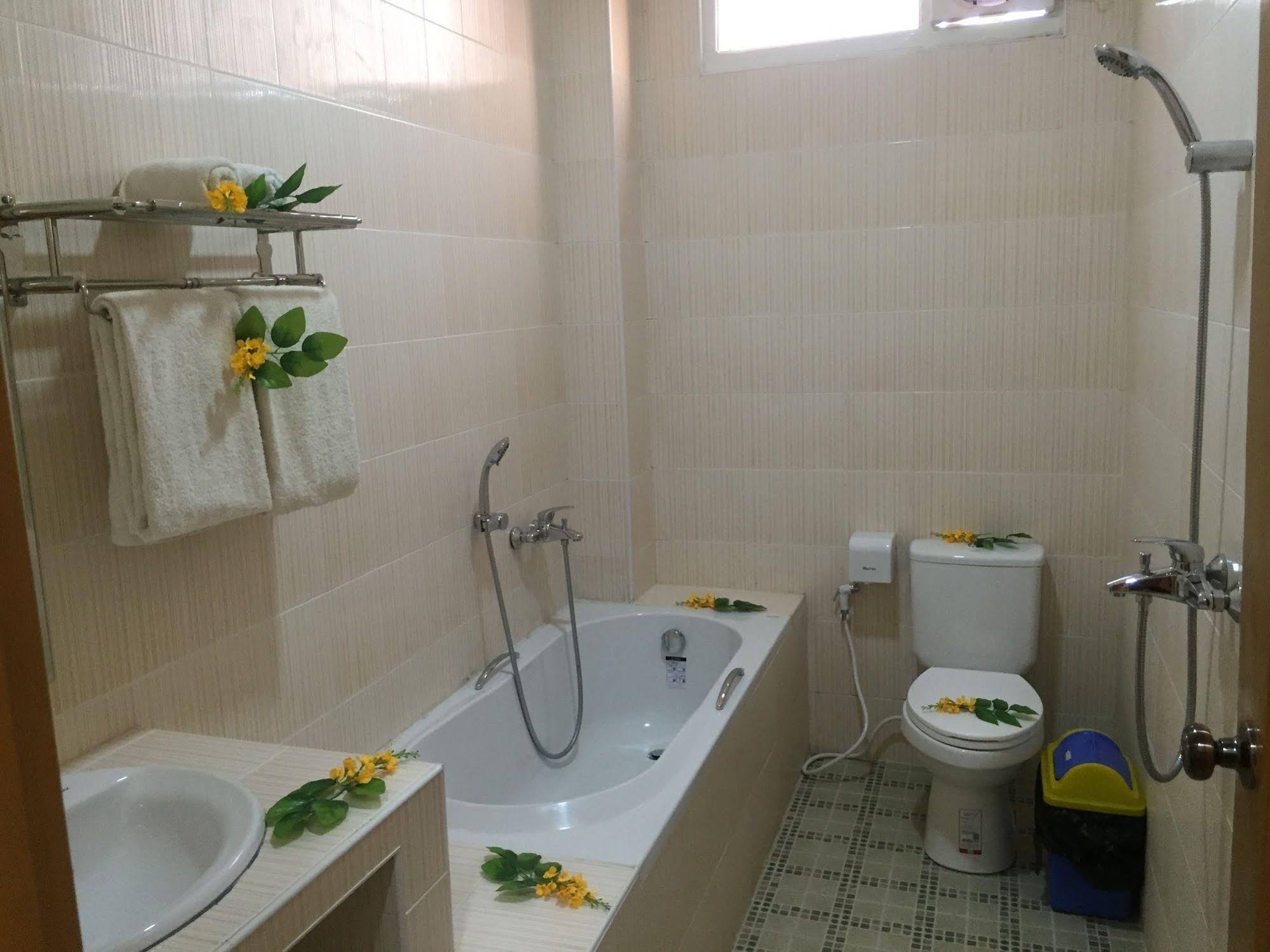 Inle Star Hotel