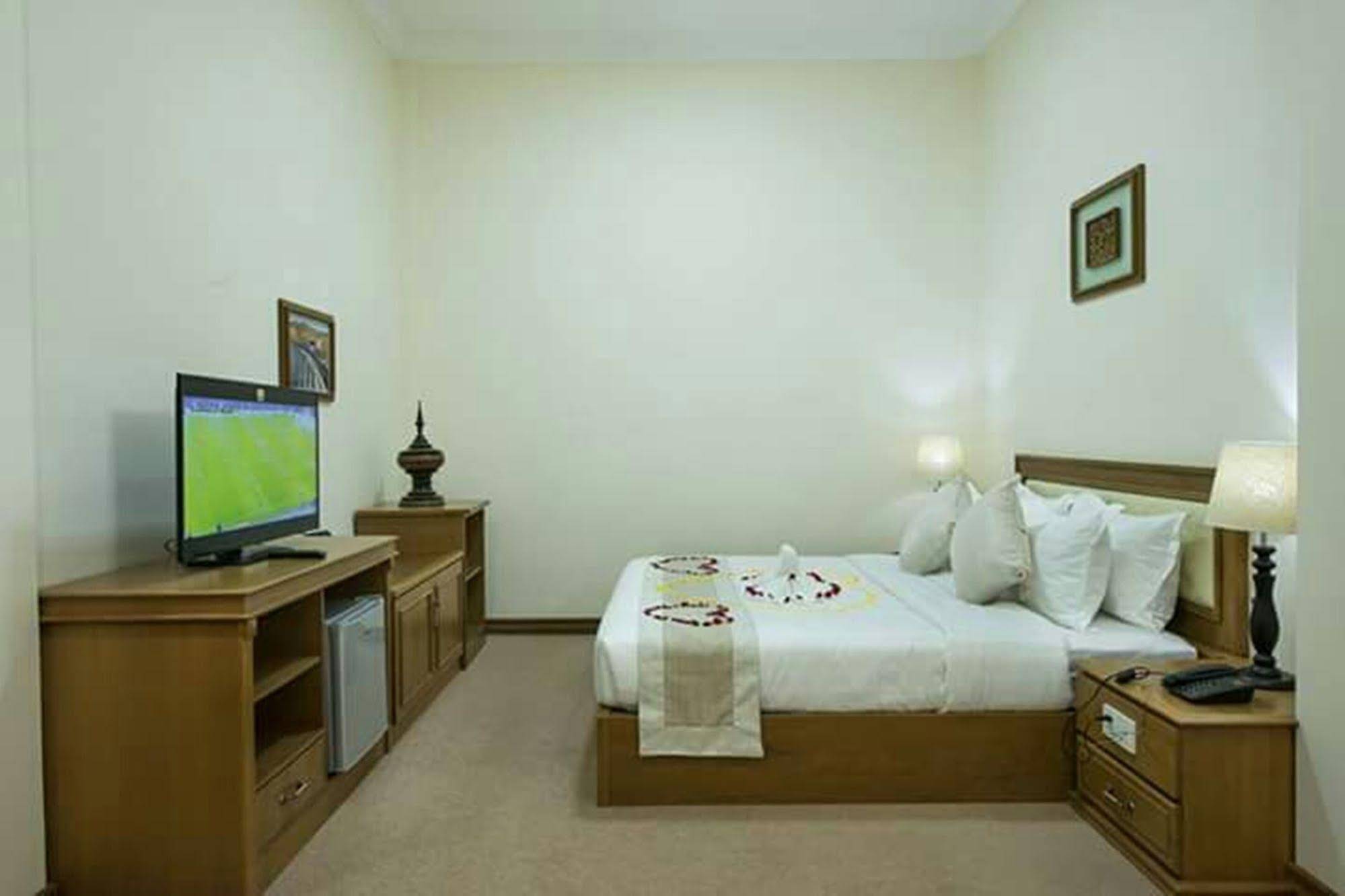 Hotel Shwe Nann Htike