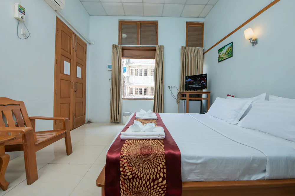 Yangon Urban Hotel