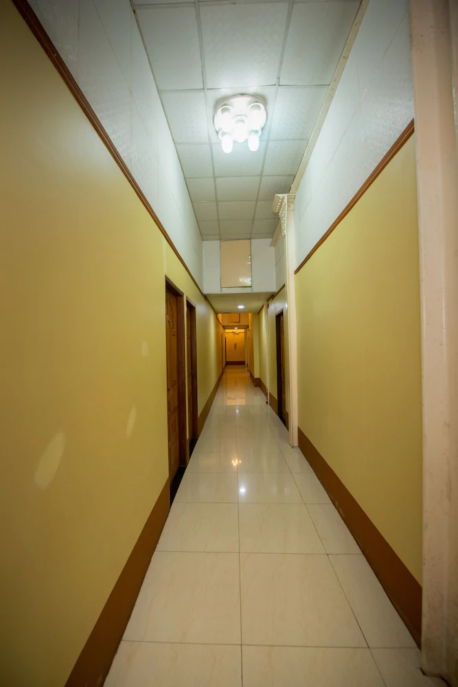 Yangon Urban Hotel