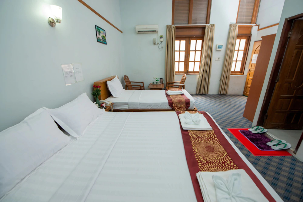 Yangon Urban Hotel