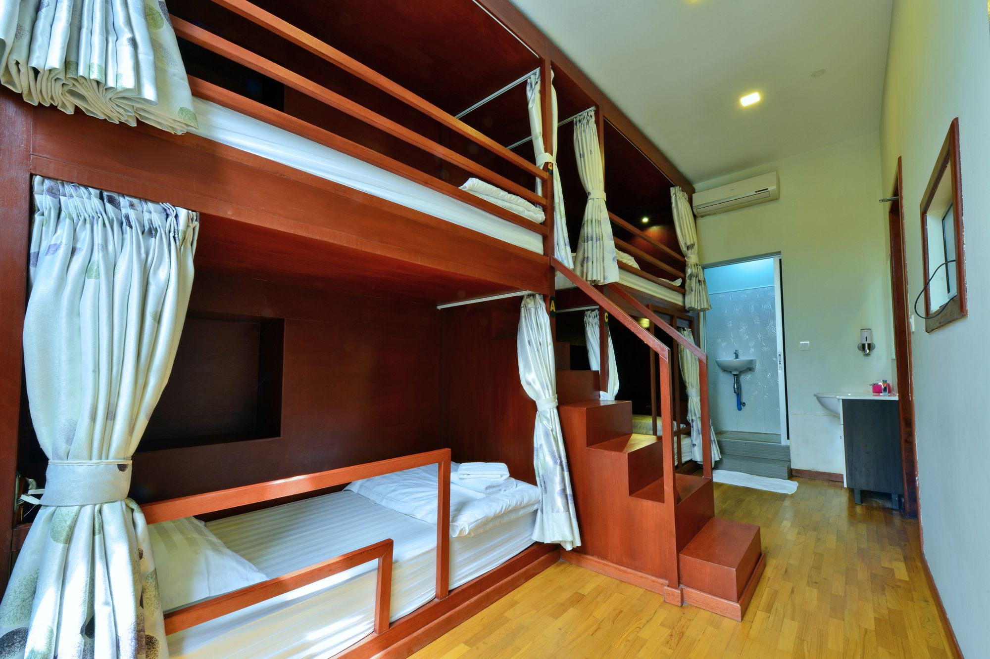 Backpacker Bed and Breakfast