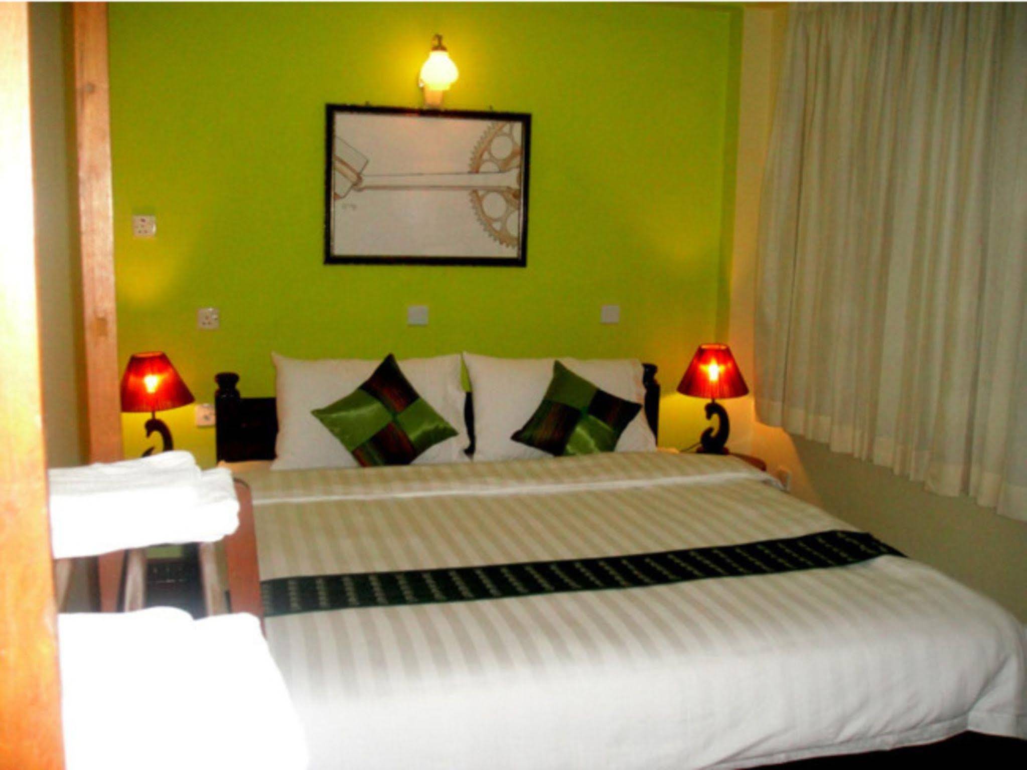 Bike World Myanmar Bed Breakfast & Bike Inn
