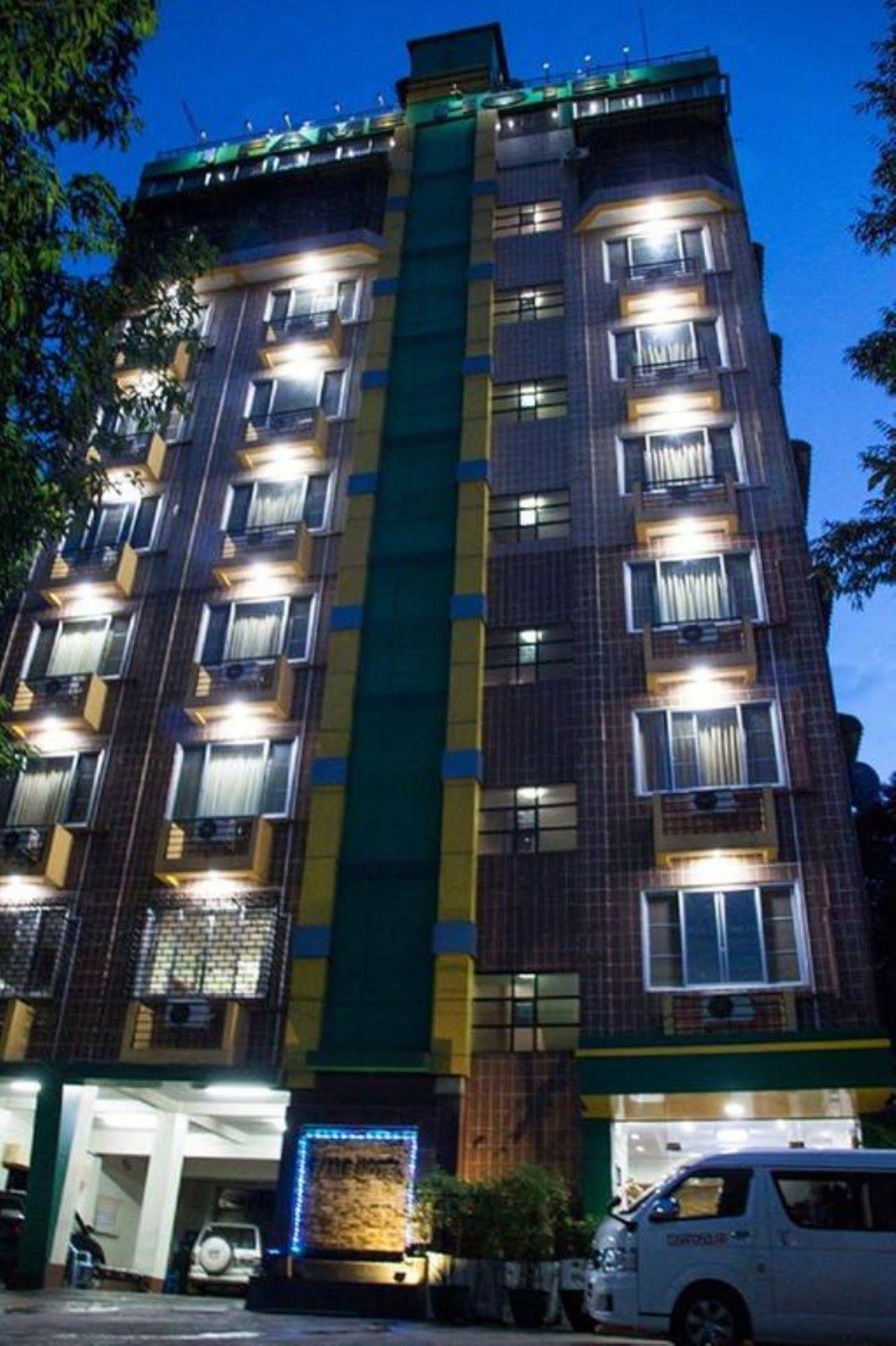Fame Hotel