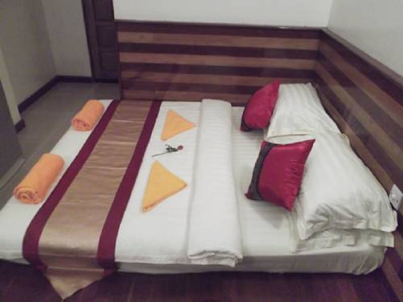 Golden Aye Yeik Mon Hotel