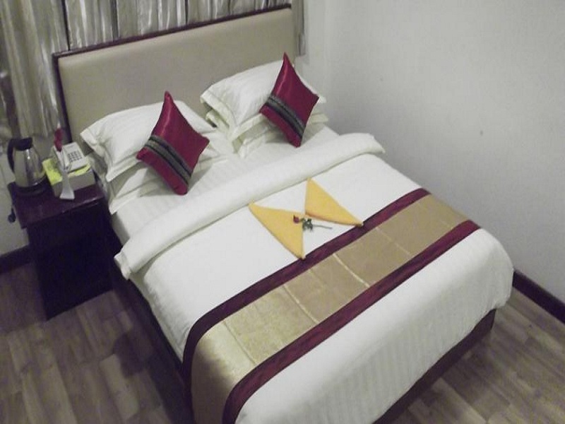 Golden Aye Yeik Mon Hotel