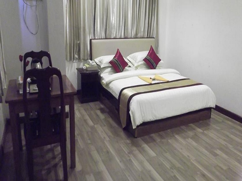 Golden Aye Yeik Mon Hotel