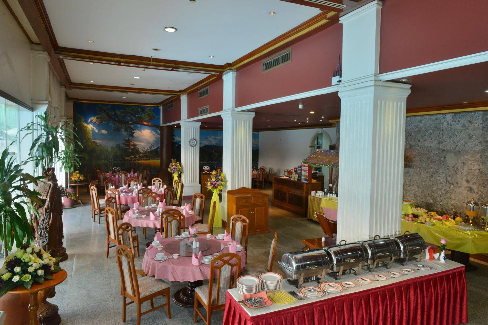 Golden Butterfly Hotel