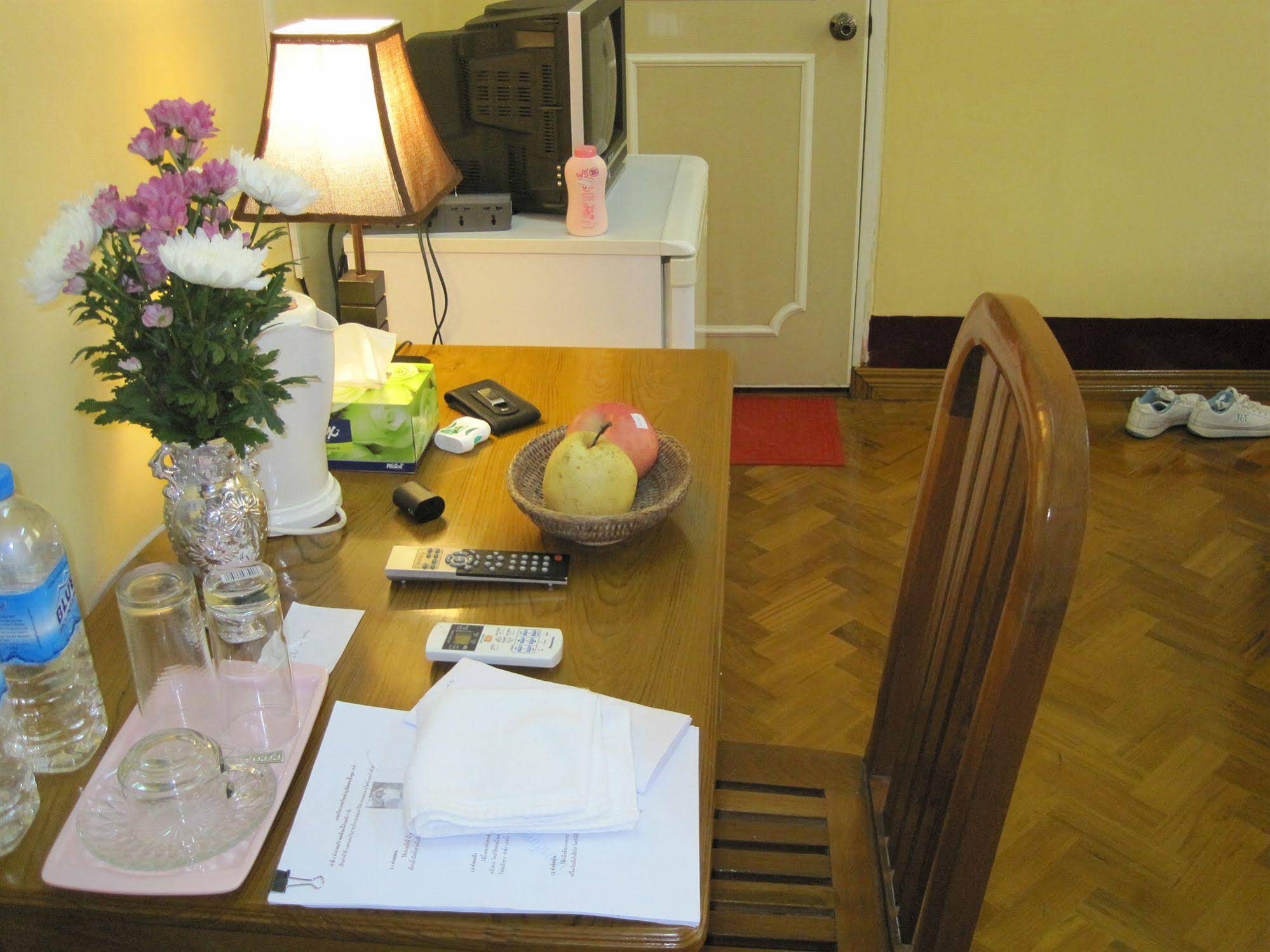 Golden Guest Inn