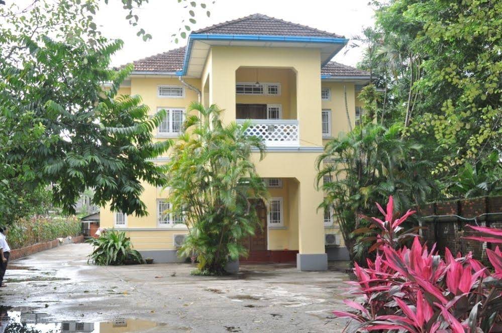 Golden Guest Inn