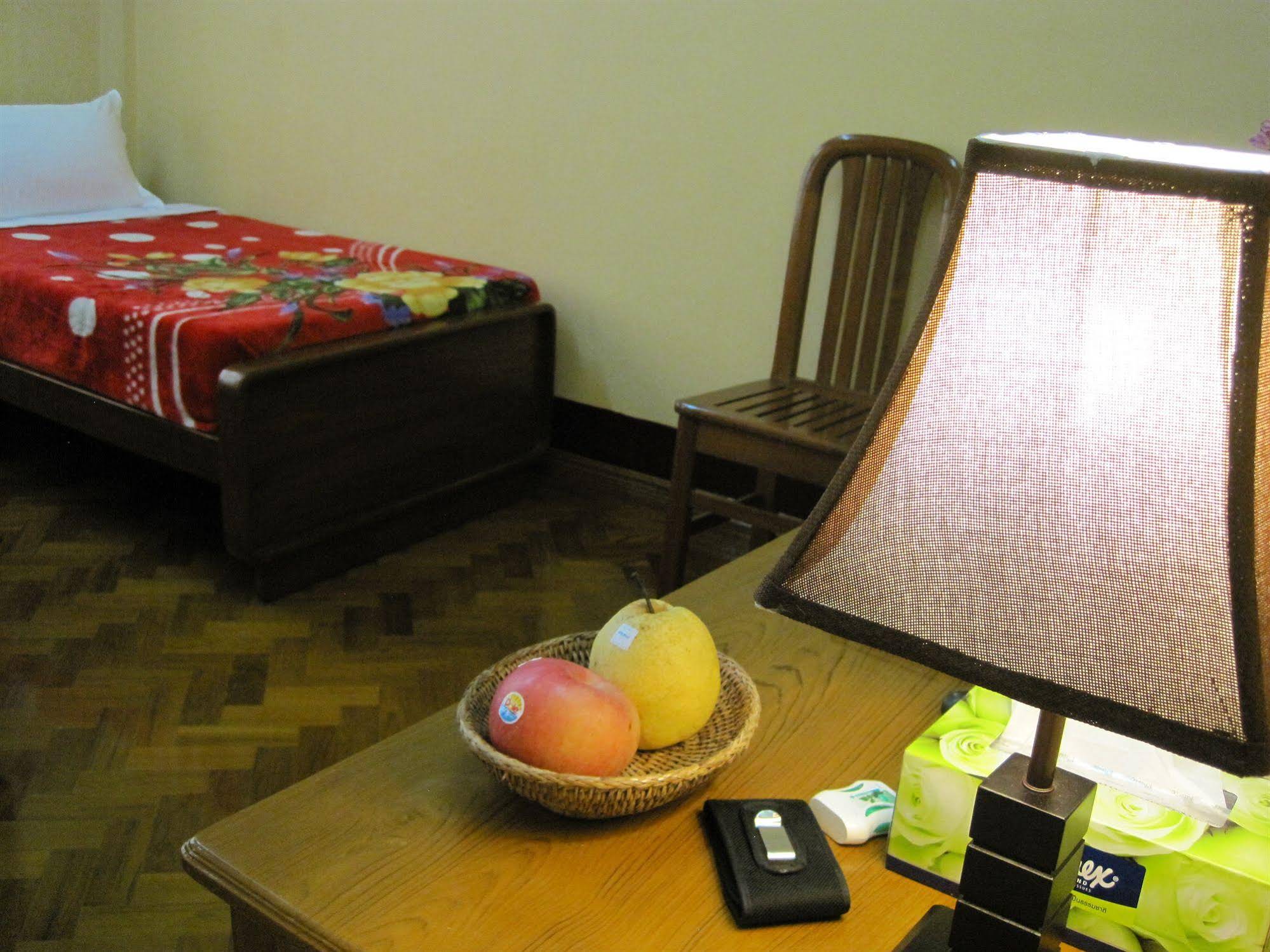 Golden Guest Inn