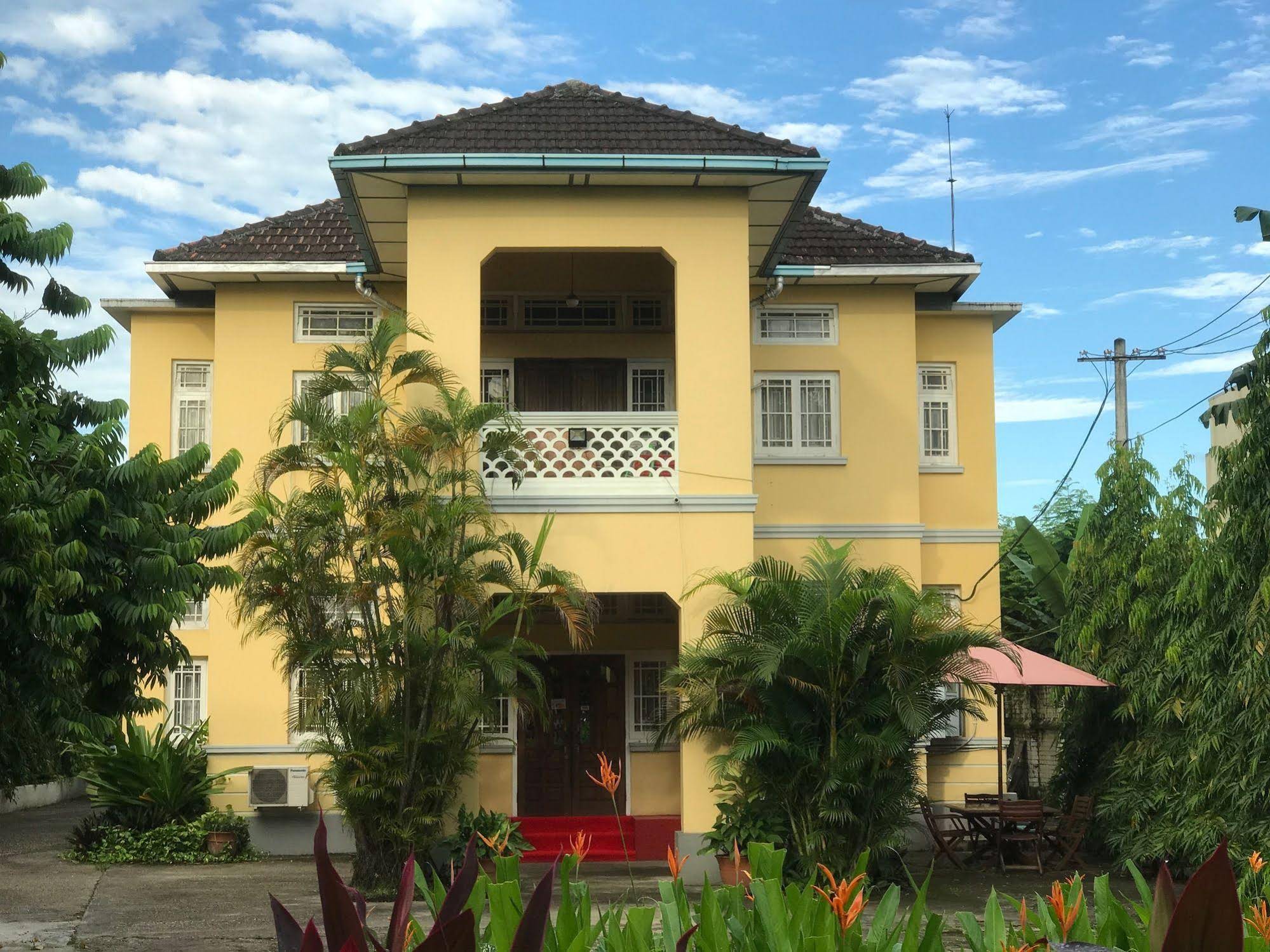 Golden Guest Inn