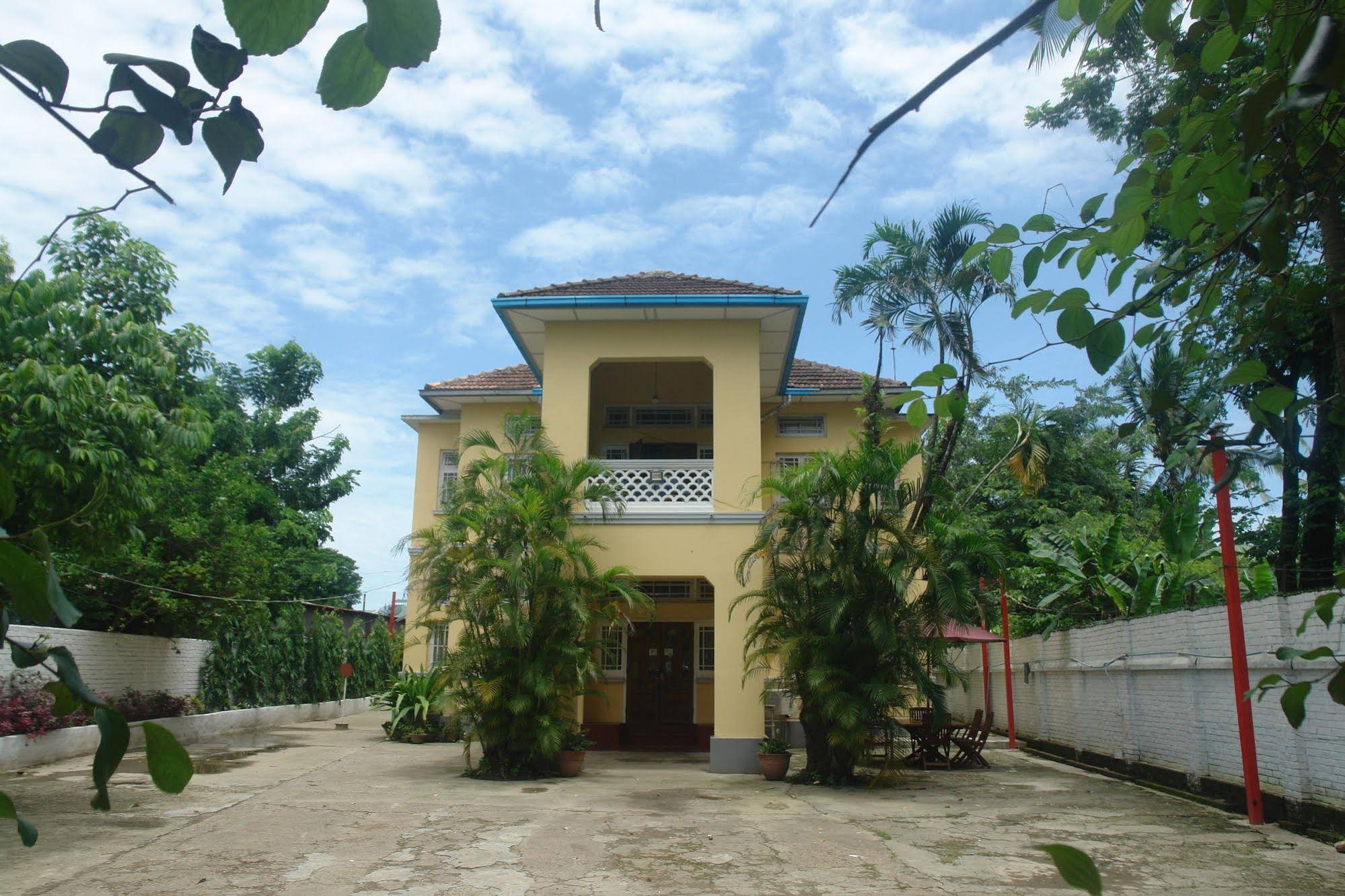 Golden Guest Inn