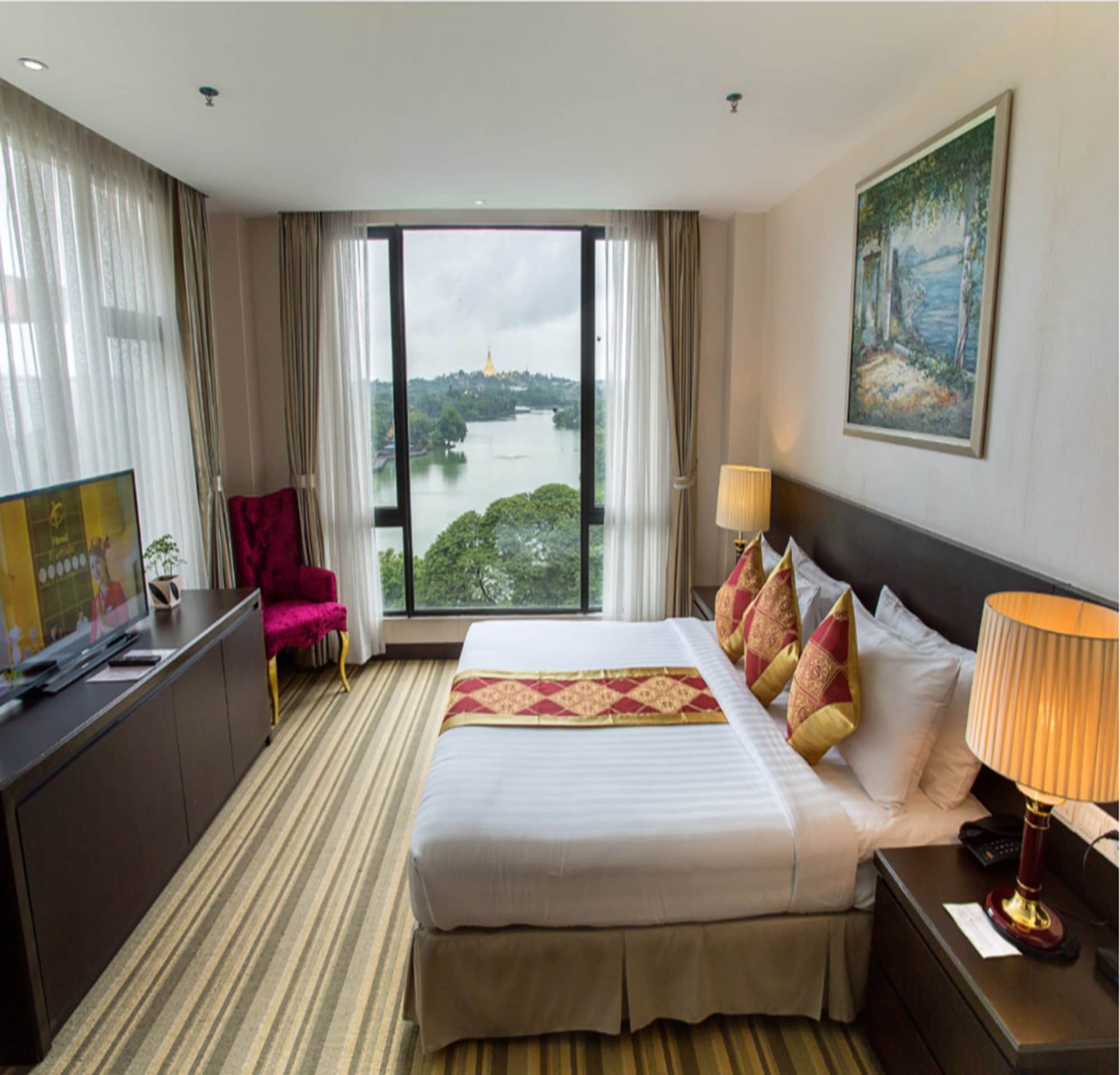 Esperado Lake View Hotel