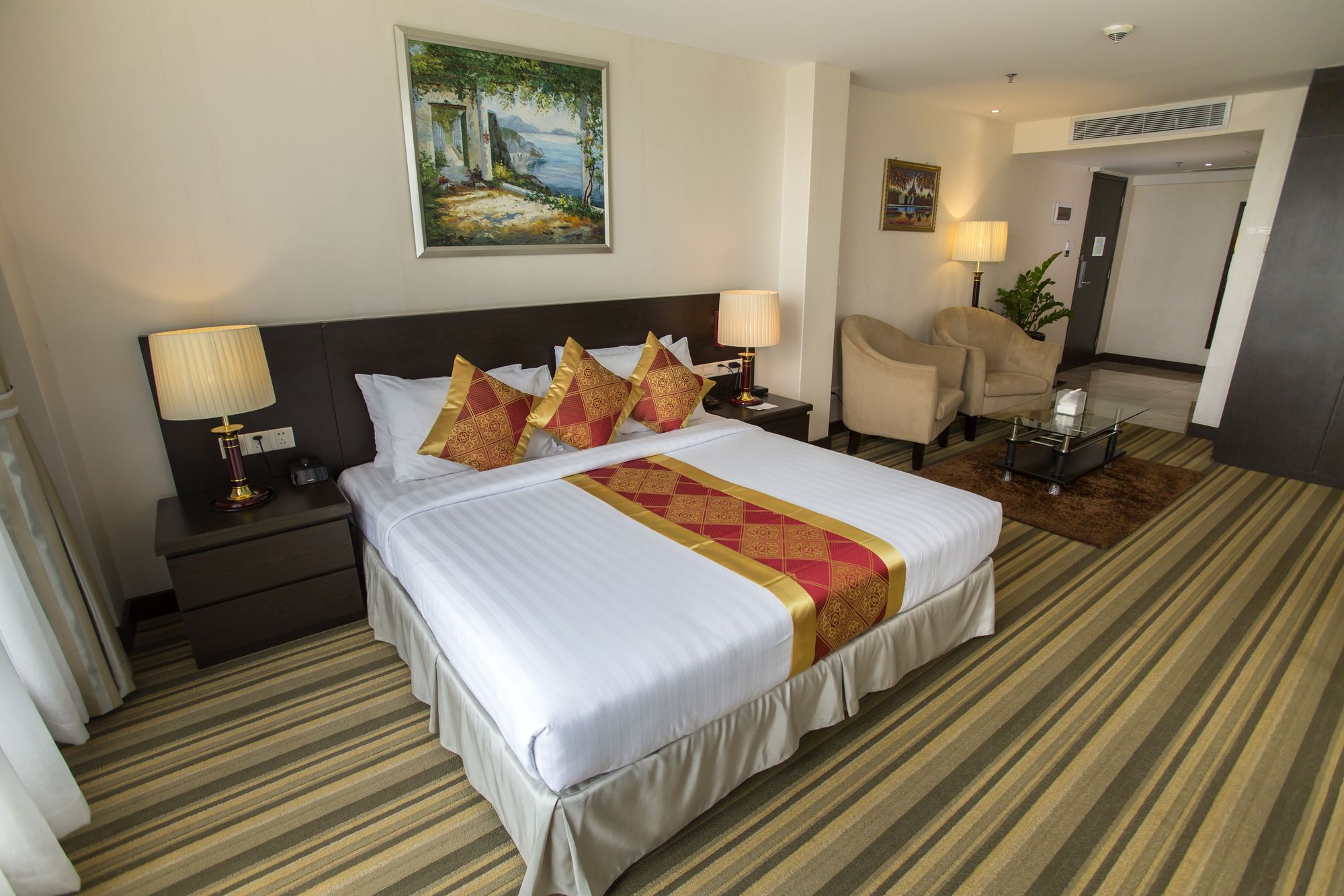 Esperado Lake View Hotel