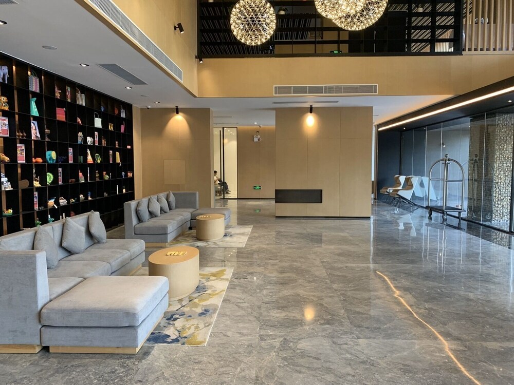Hoya International Hotel