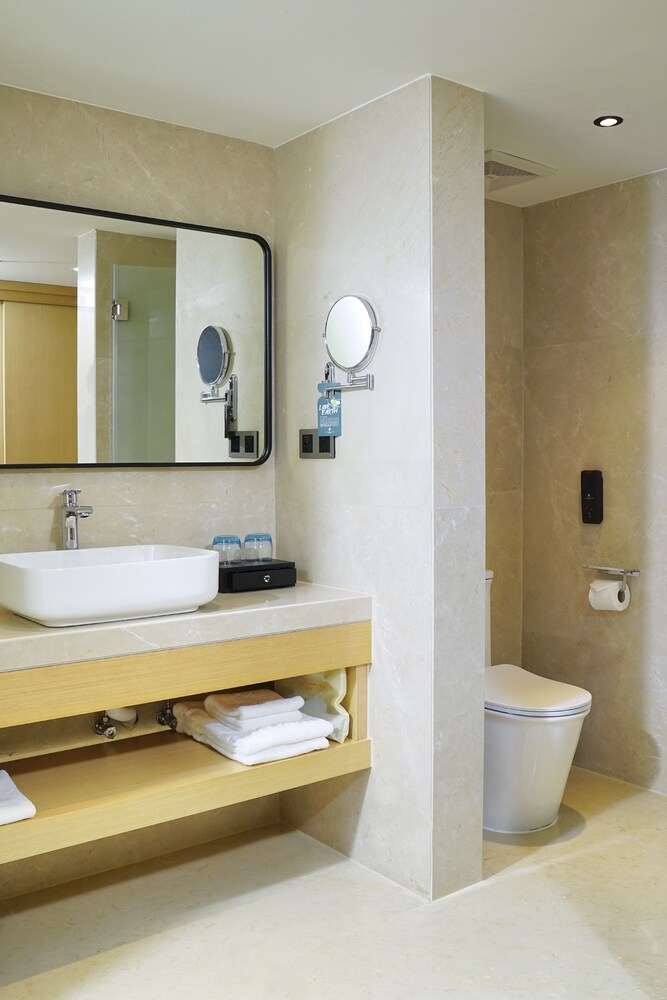 Hoya International Hotel
