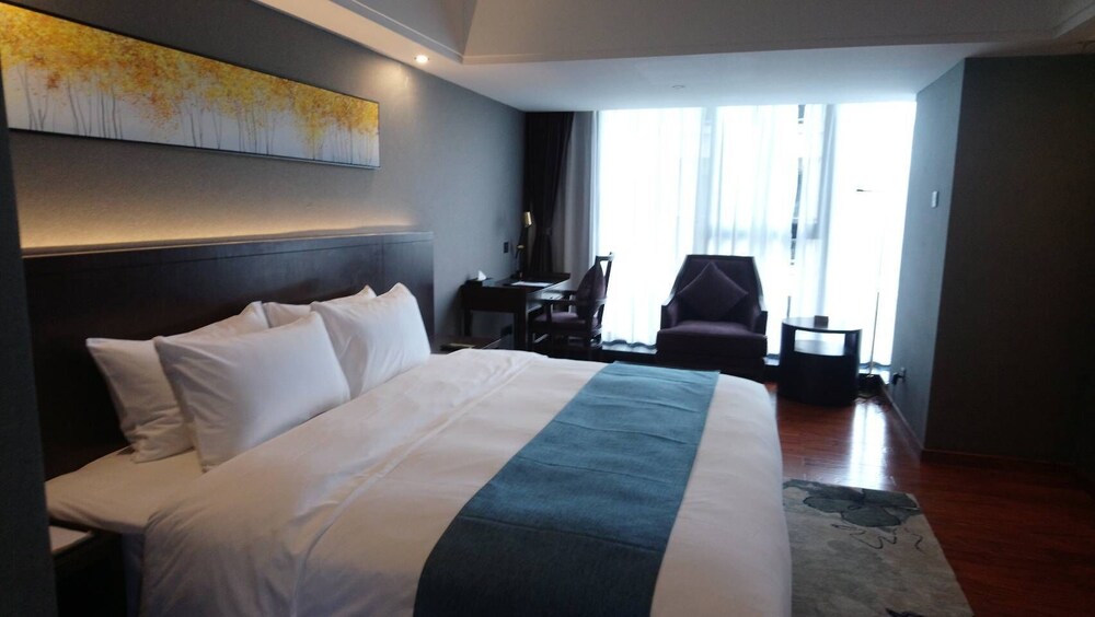 Hoya International Hotel