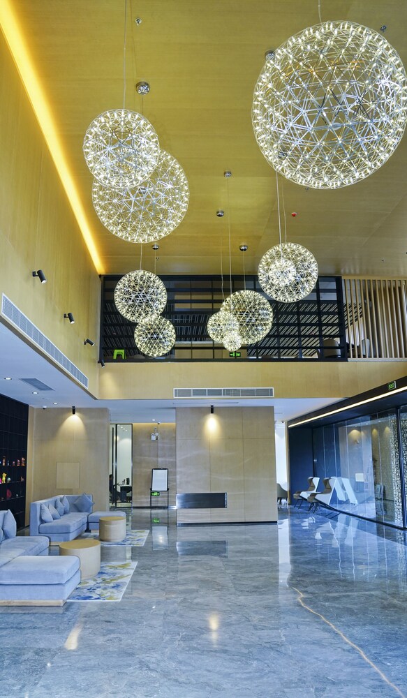 Hoya International Hotel