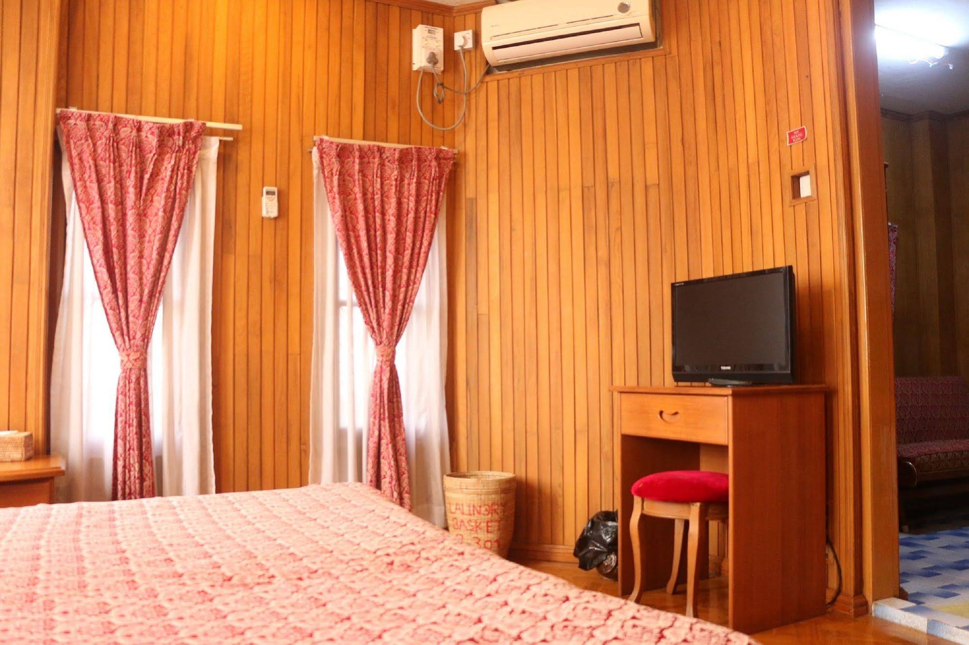 Kaung Lay Inn