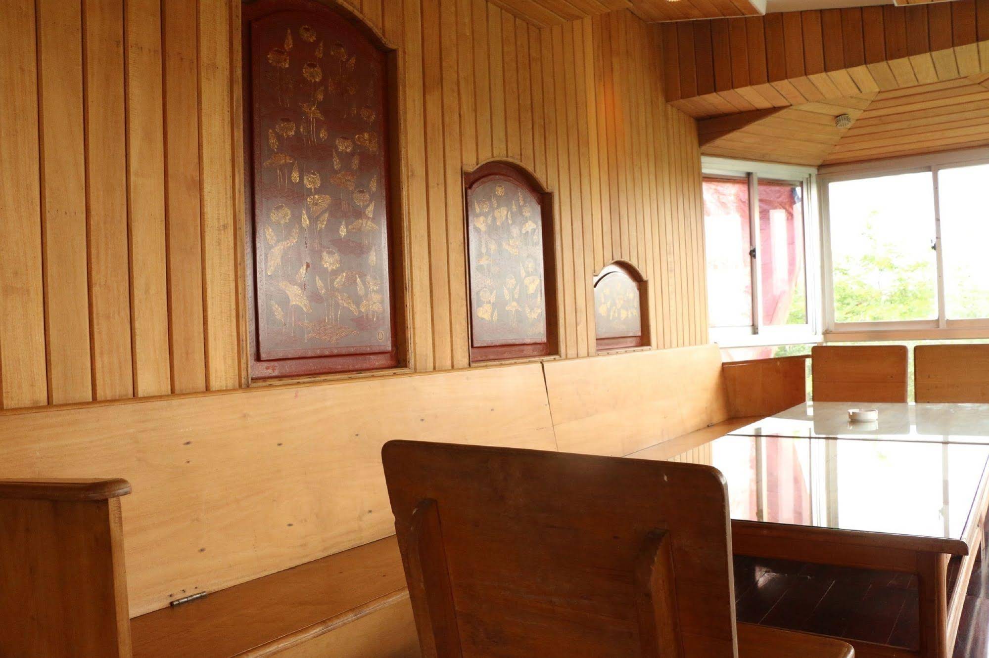 Kaung Lay Inn