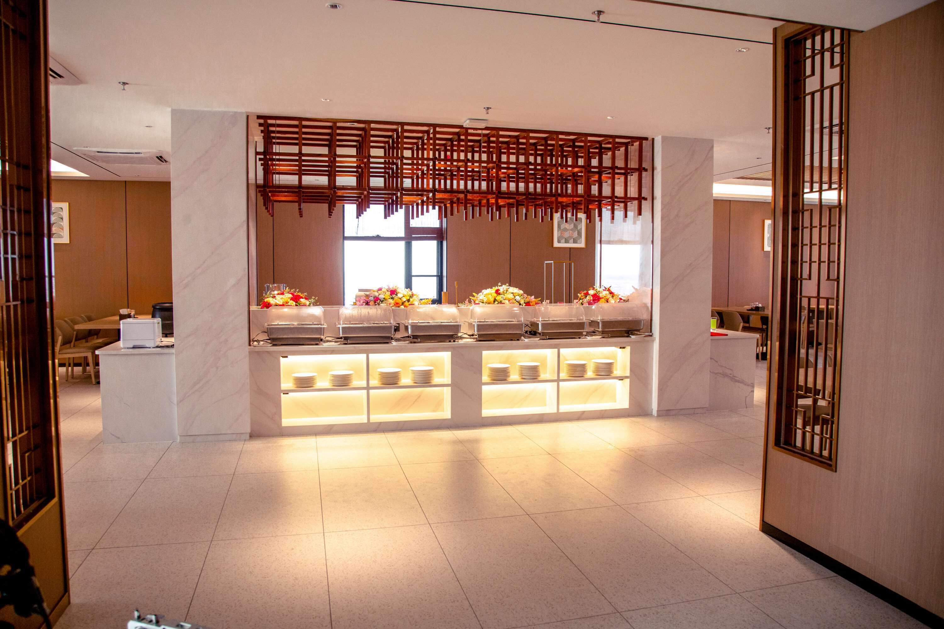 LC International Hotel