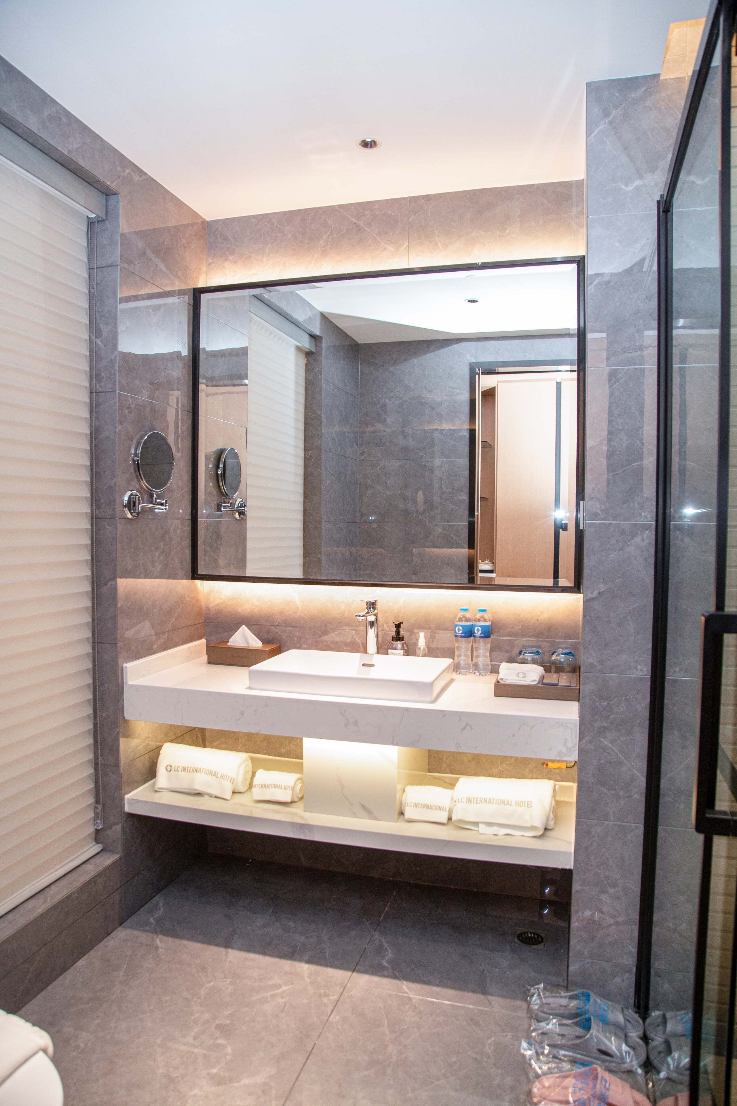 LC International Hotel