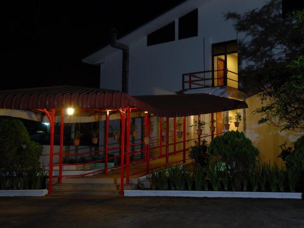 Akore Myanmar Life Hotel