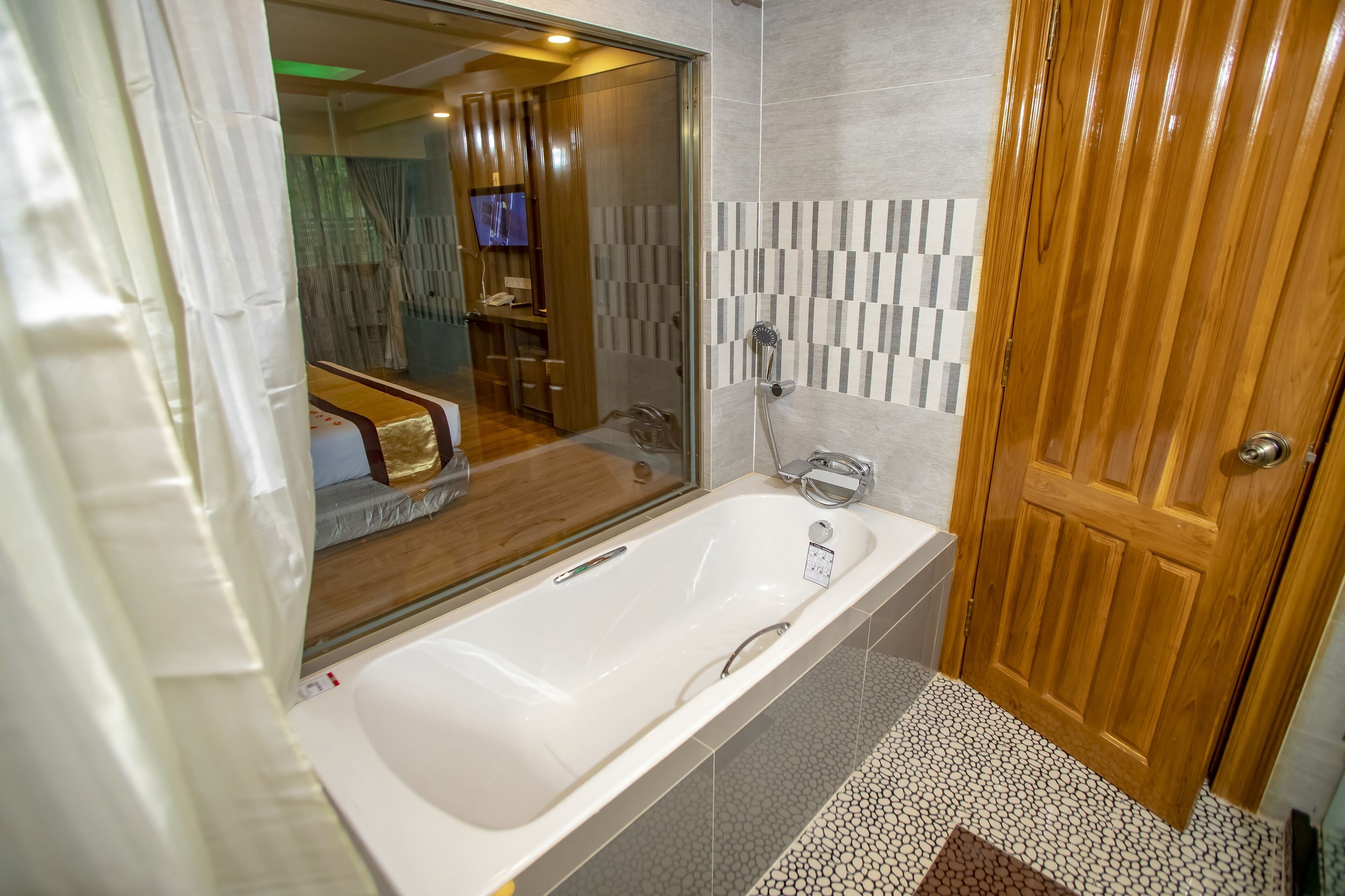 Prestige Residences At Golden Valley