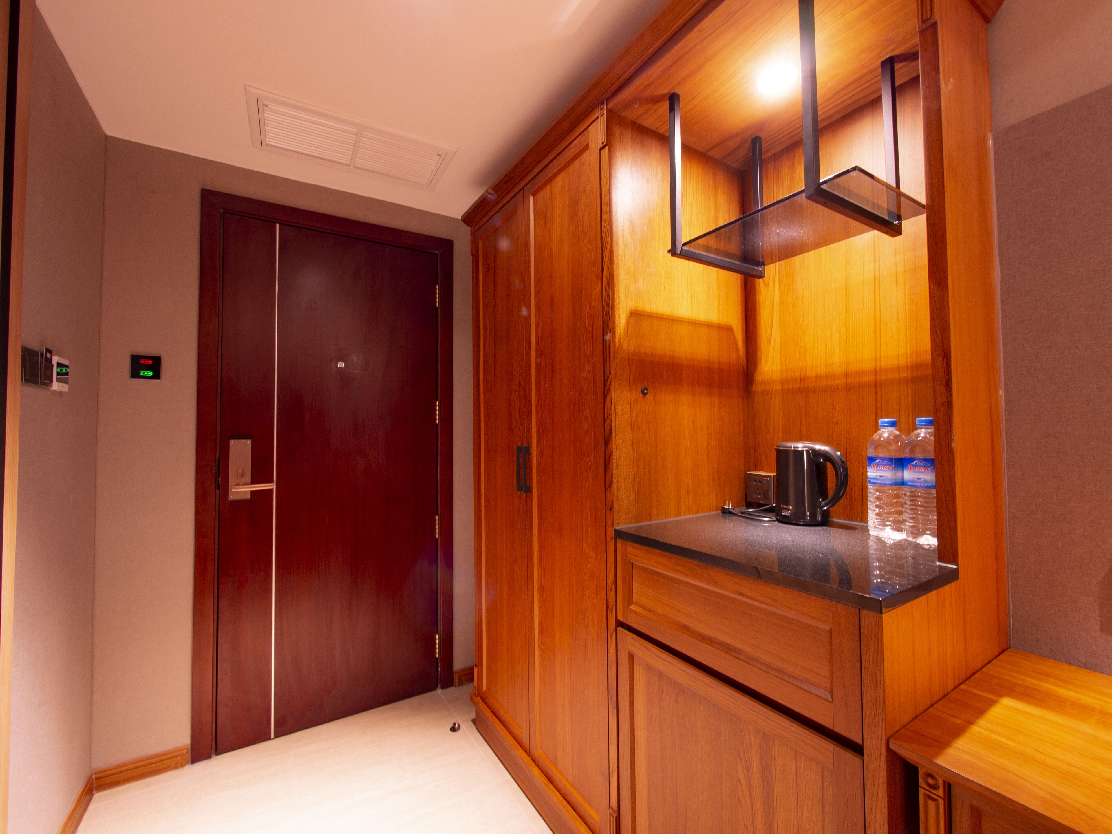 Prince Hotel