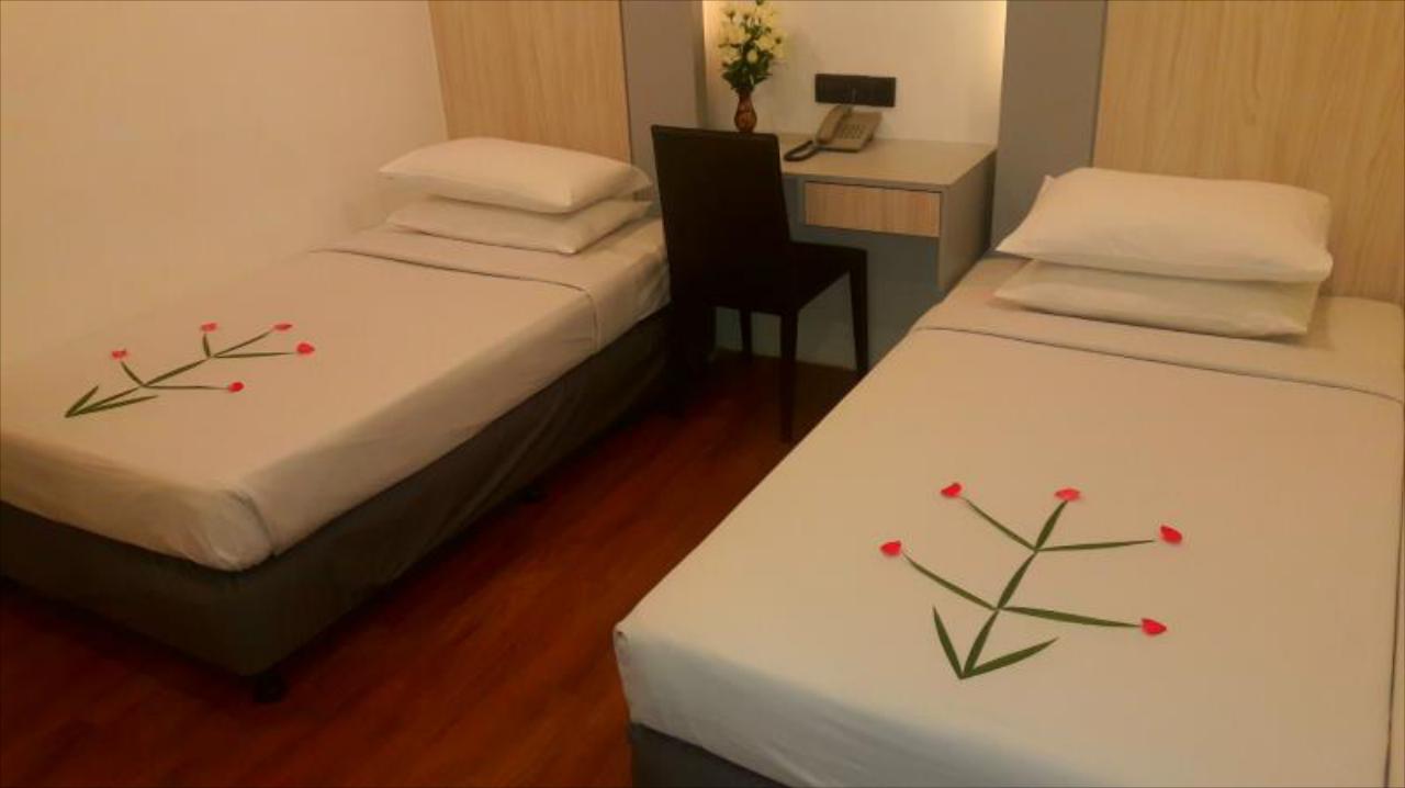 Royal Crown Hotel